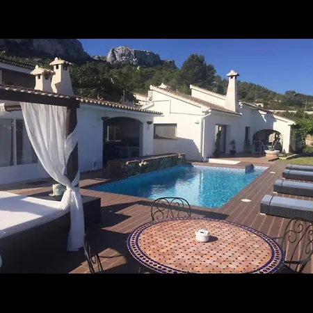Villa Mediterranean Dream At Alegrias *