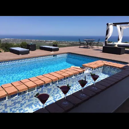 Mediterranean Dream At Alegrias Villa *